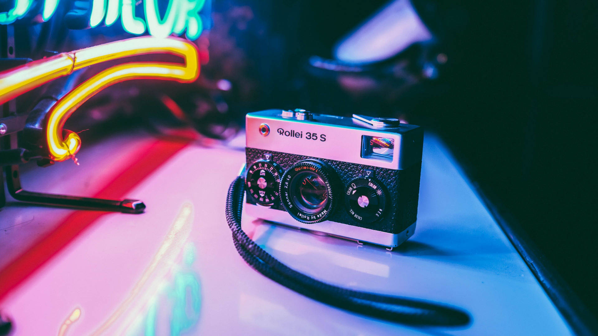 Vintage Camera Aesthetic Wallpapers