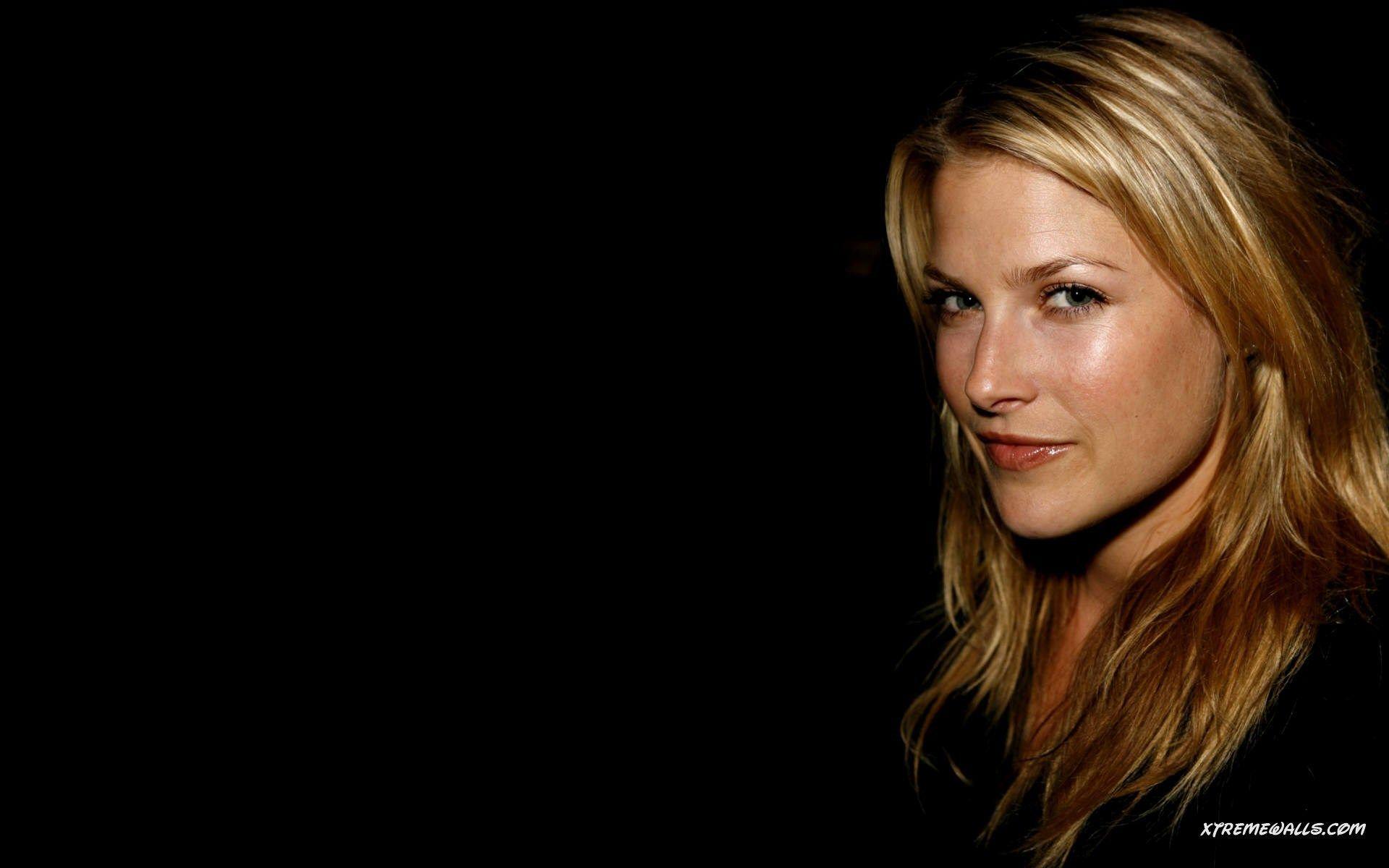 Wallpaper Ali Larter Wallpapers