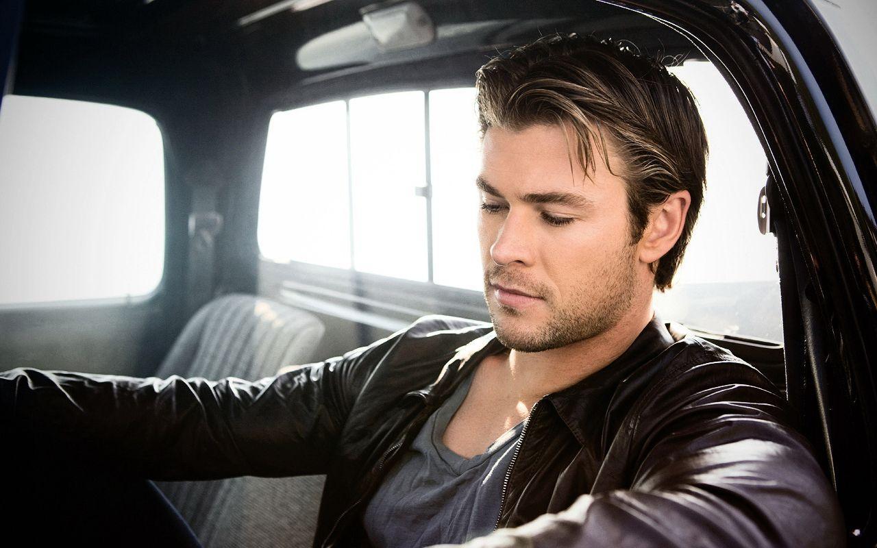 Wallpaper Chris Hemsworth Wallpapers