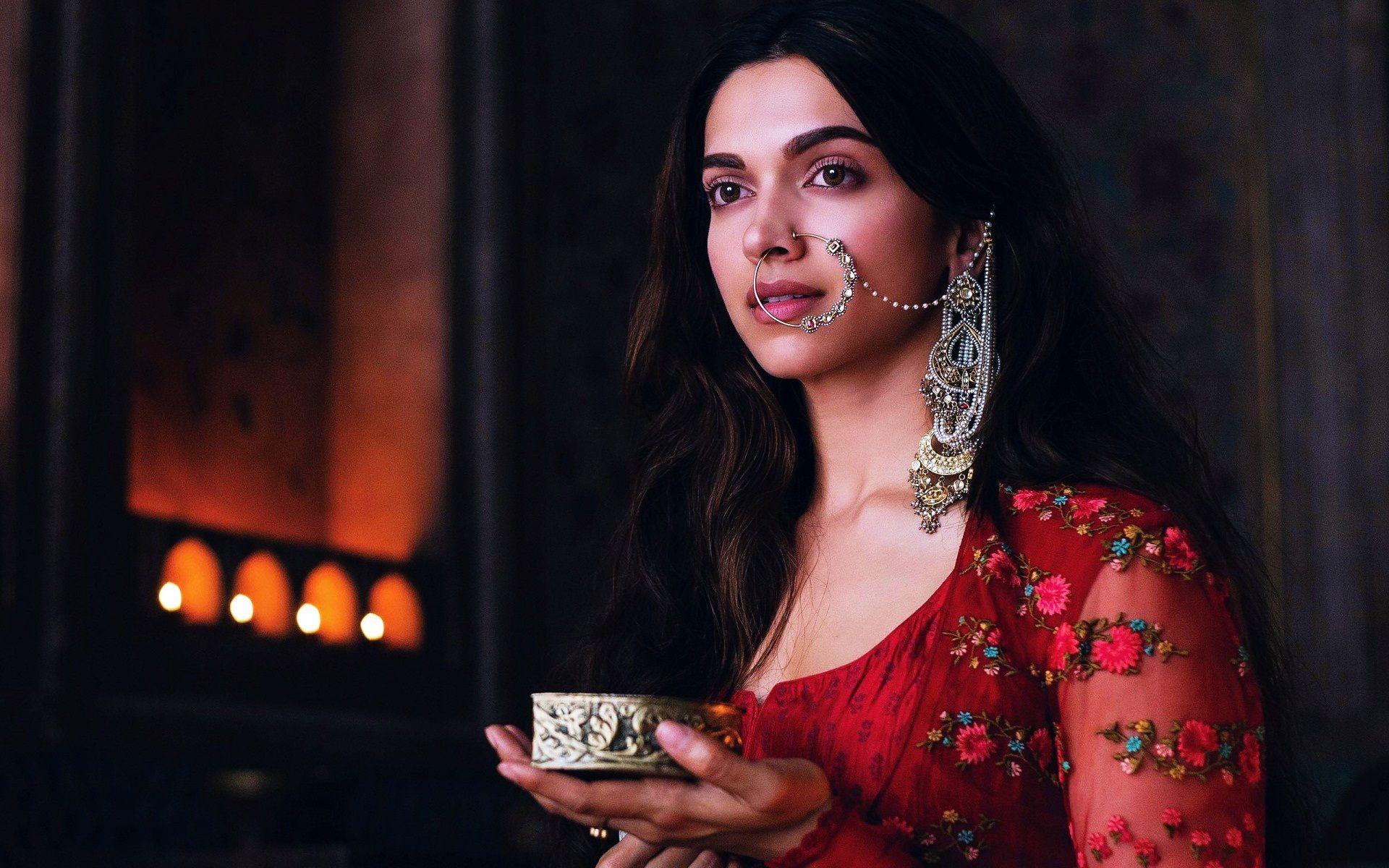 Wallpaper Deepika Padukone Wallpapers