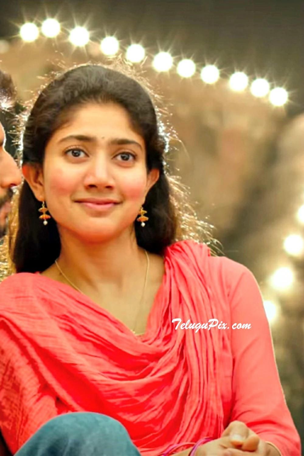 Wallpaper Sai Pallavi Wallpapers