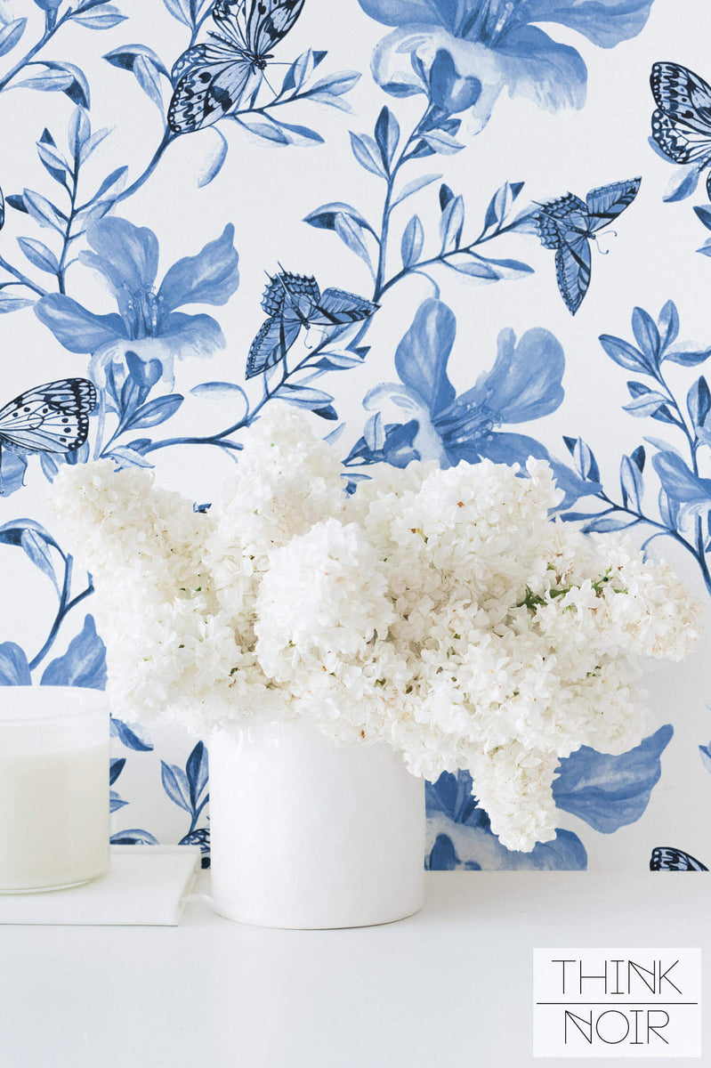 White And Blue Floral Wallpapers