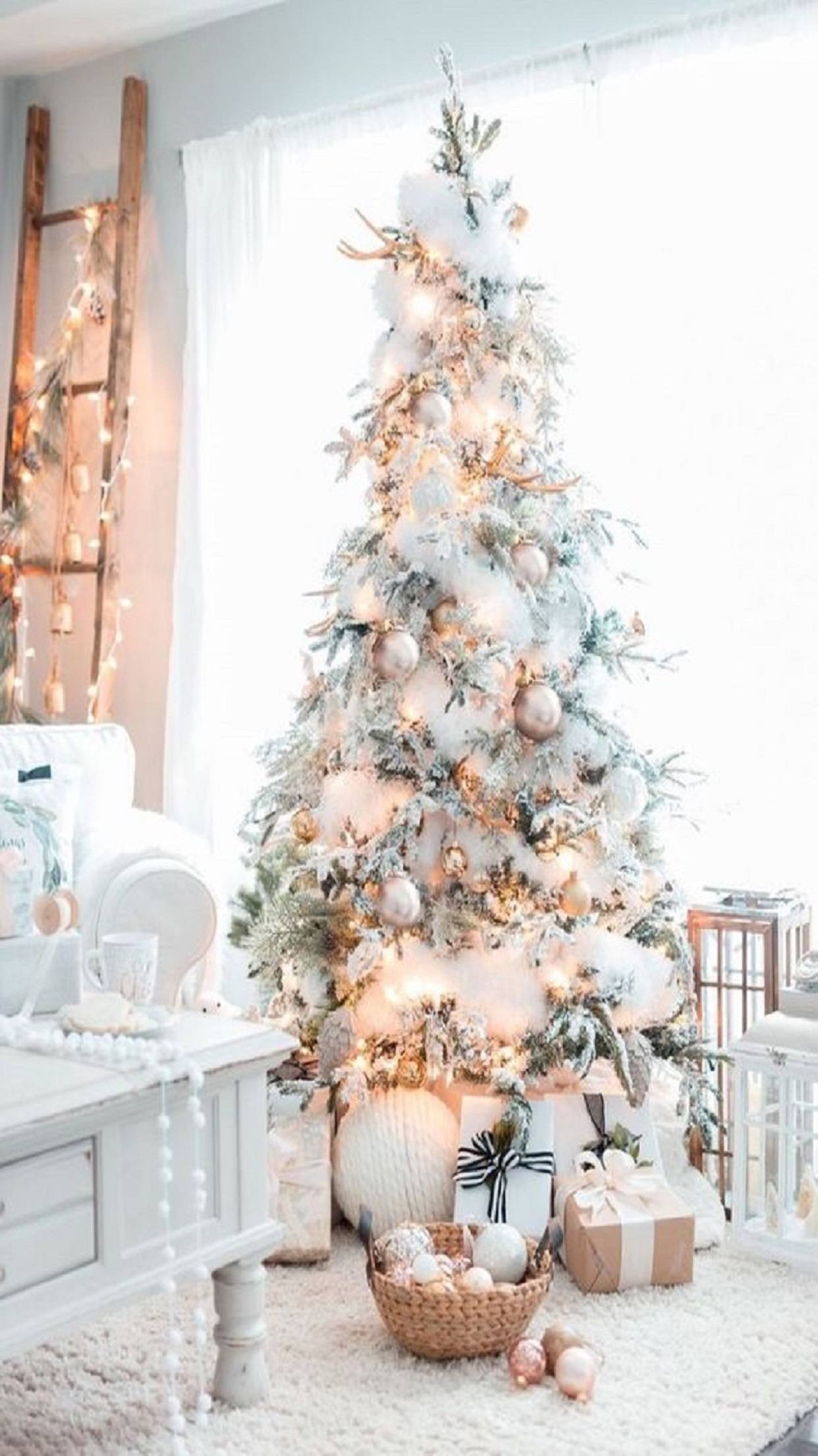 White Christmas Tree Wallpapers