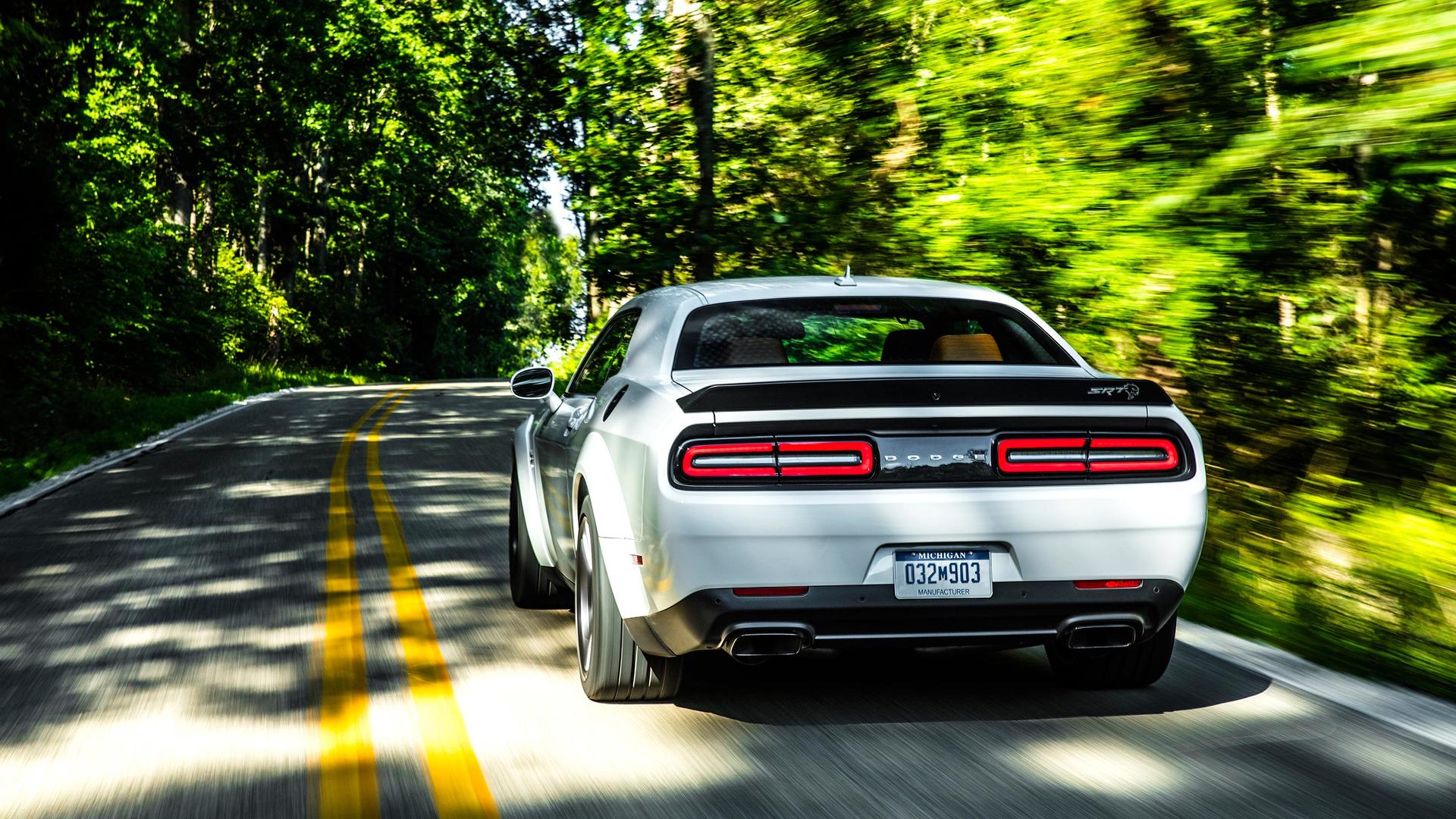 White Dodge Challenger Wallpapers
