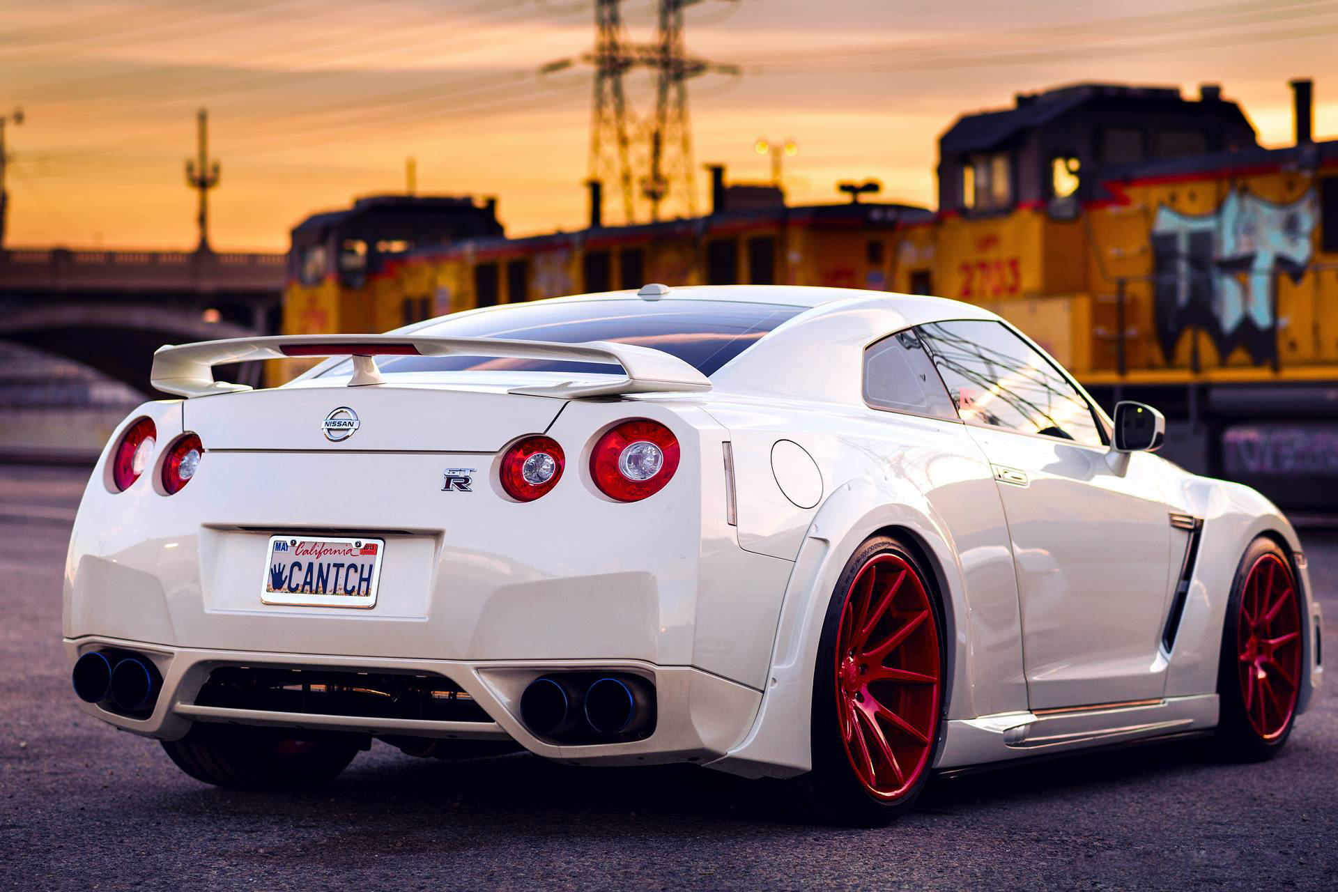 White Nissan Gtr Wallpapers