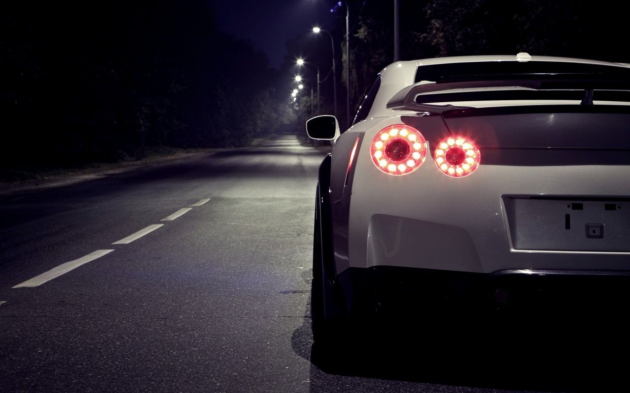 White Nissan Gtr Wallpapers