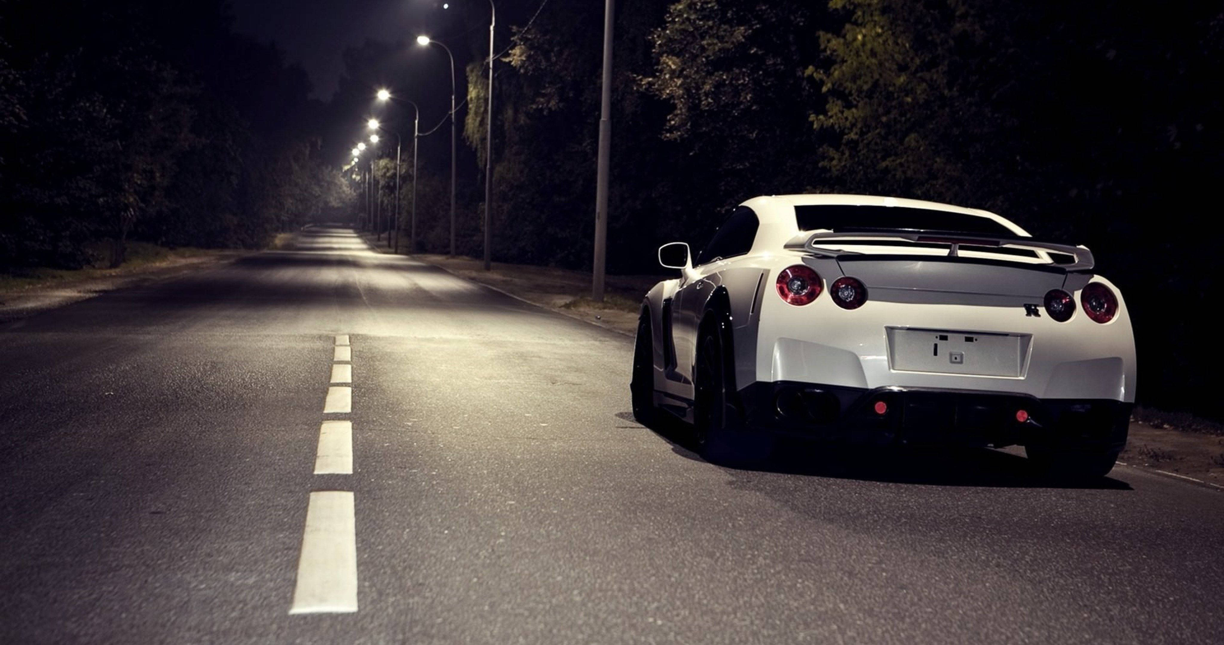 White Nissan Gtr Wallpapers