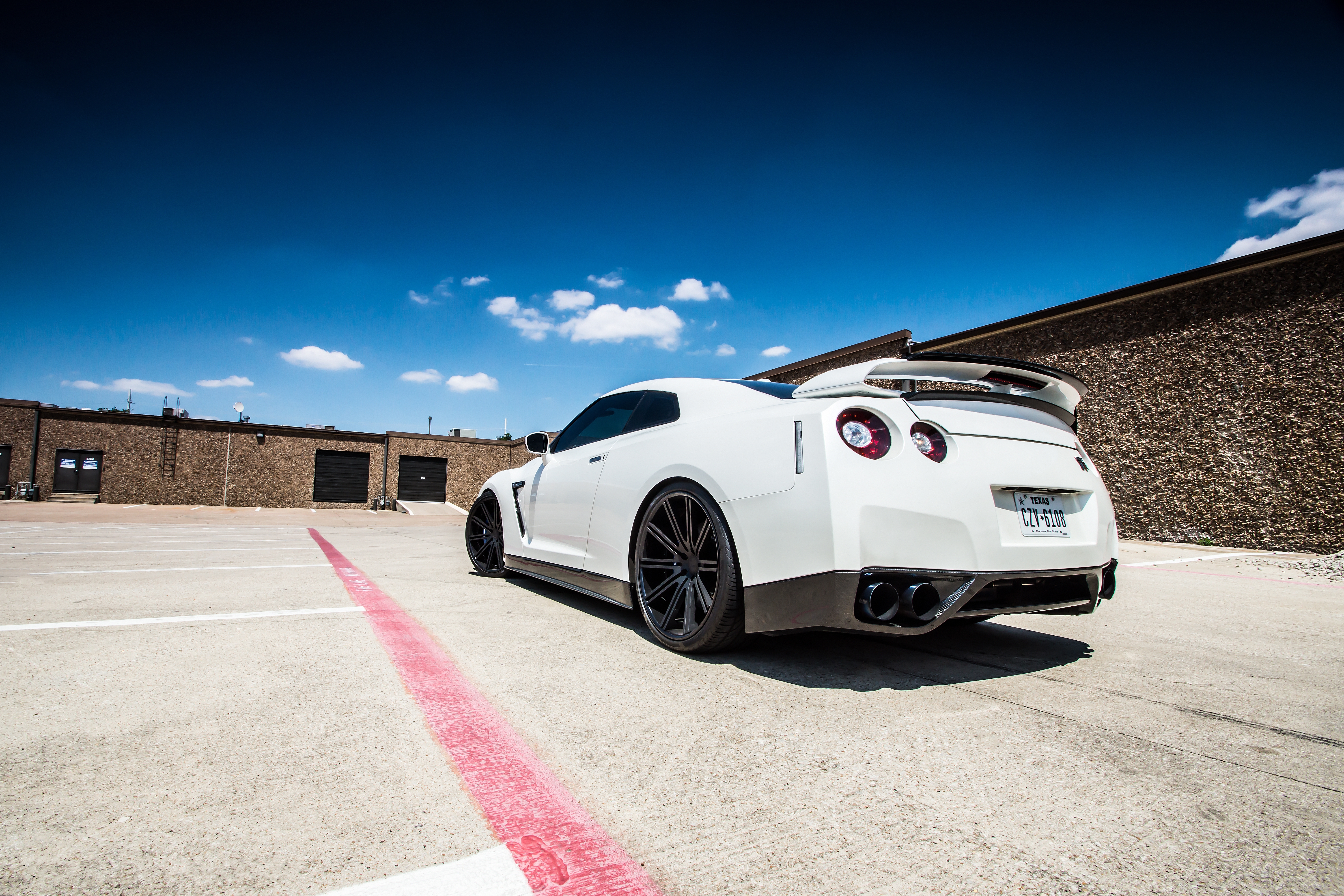 White Nissan Gtr Wallpapers