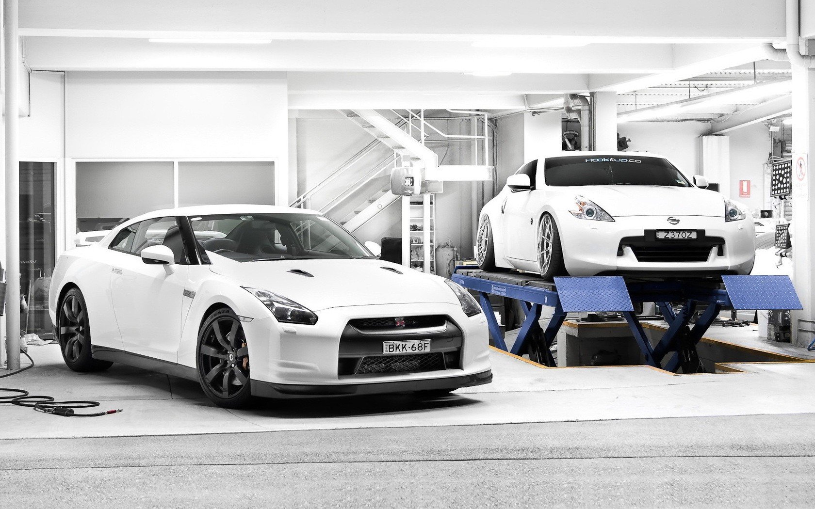 White Nissan Gtr Wallpapers