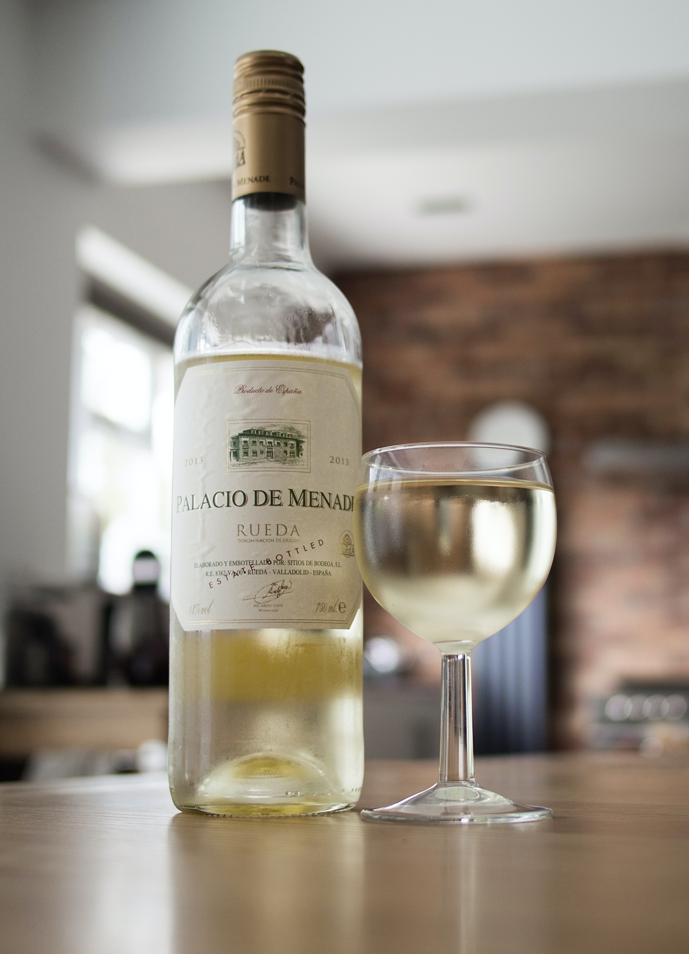 White Wine Wallpapers