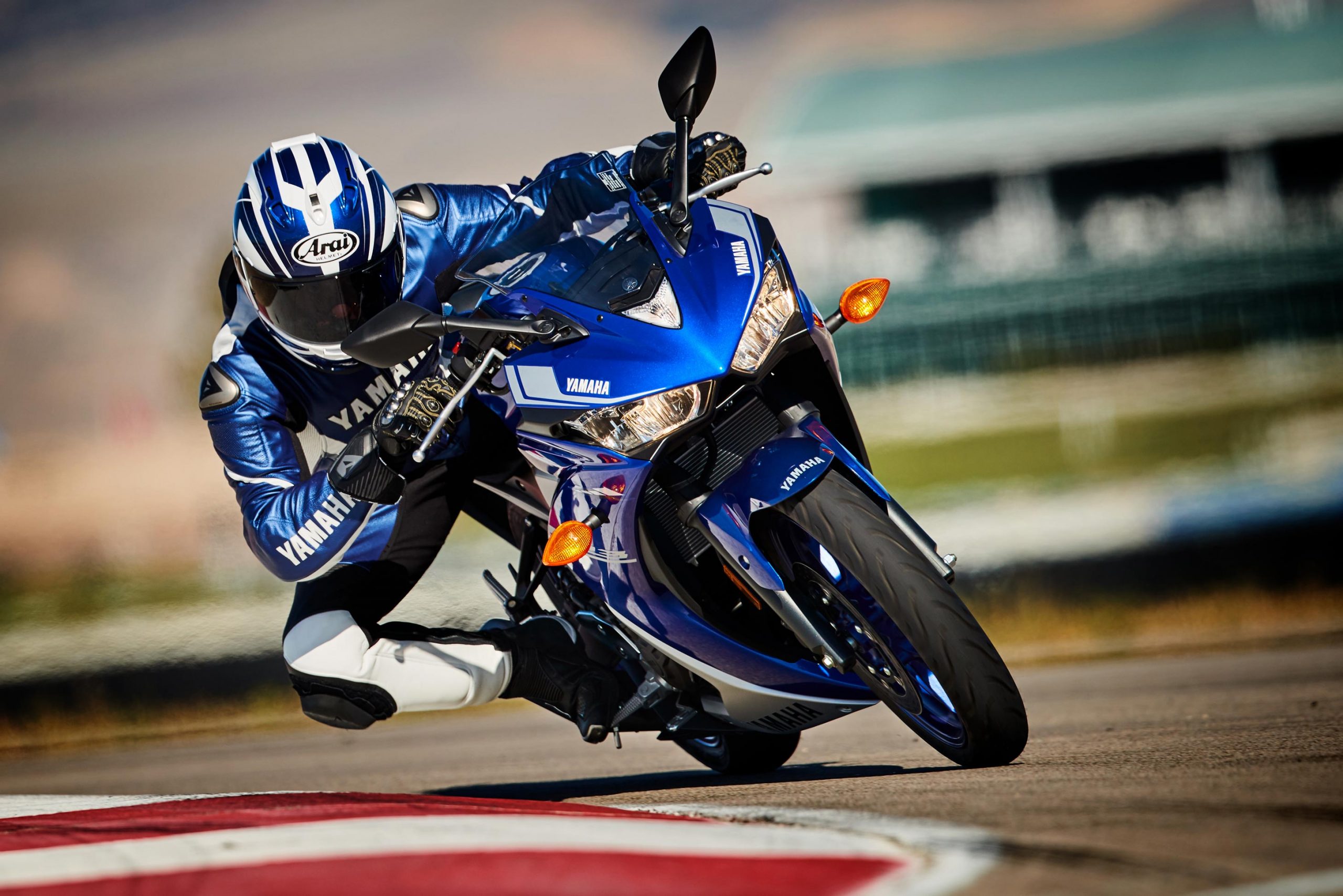 Yamaha R3 Wallpapers