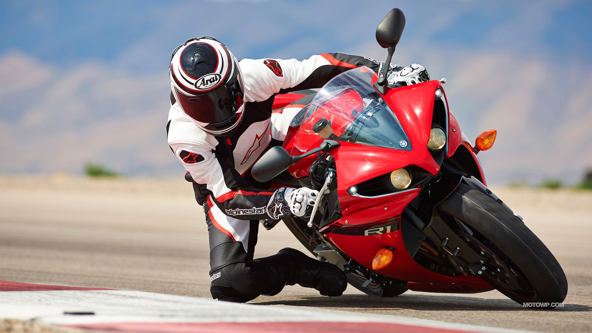 Yamaha Red Motorcycle Wallpapers