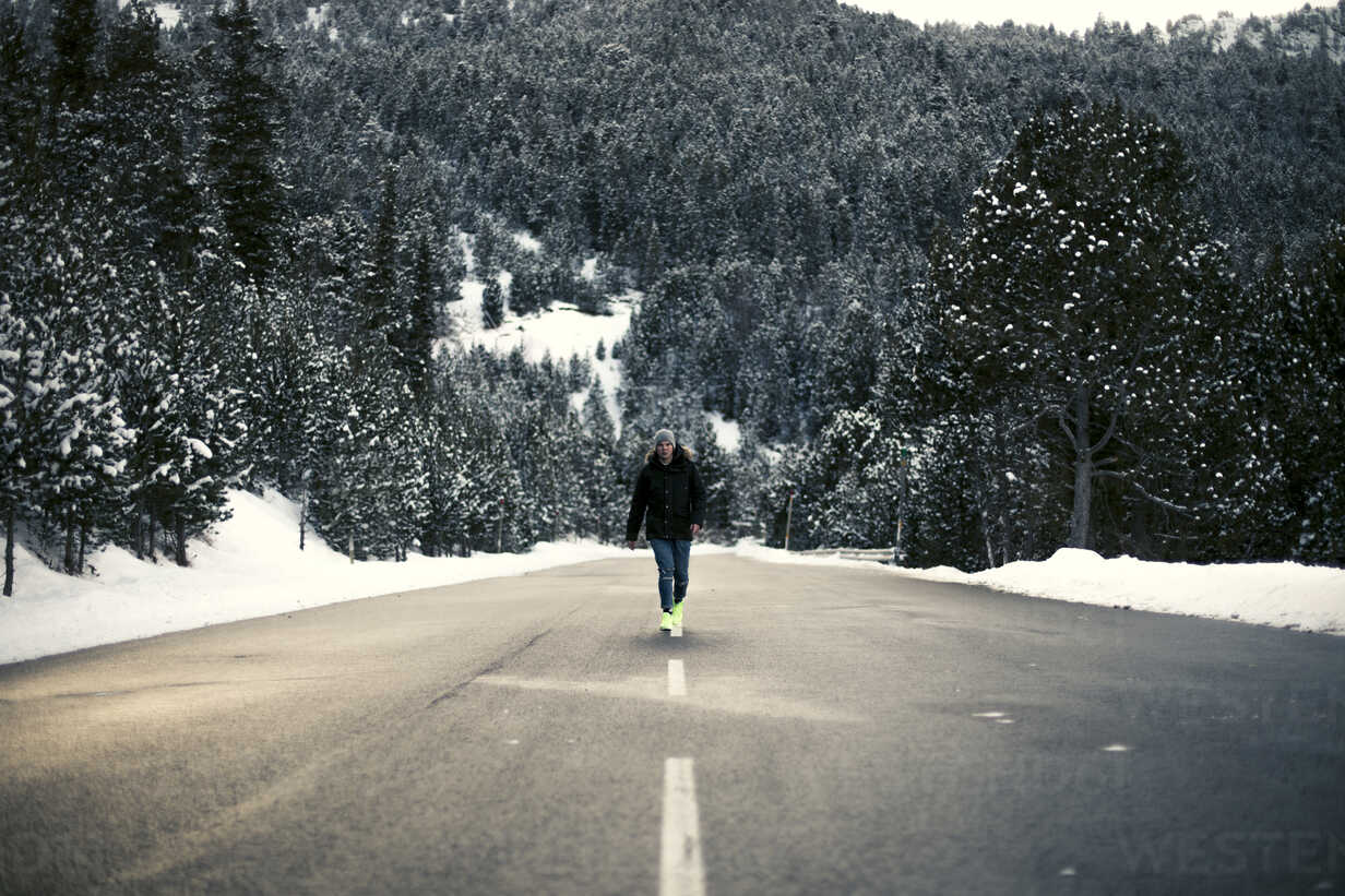 Snowy Road Background